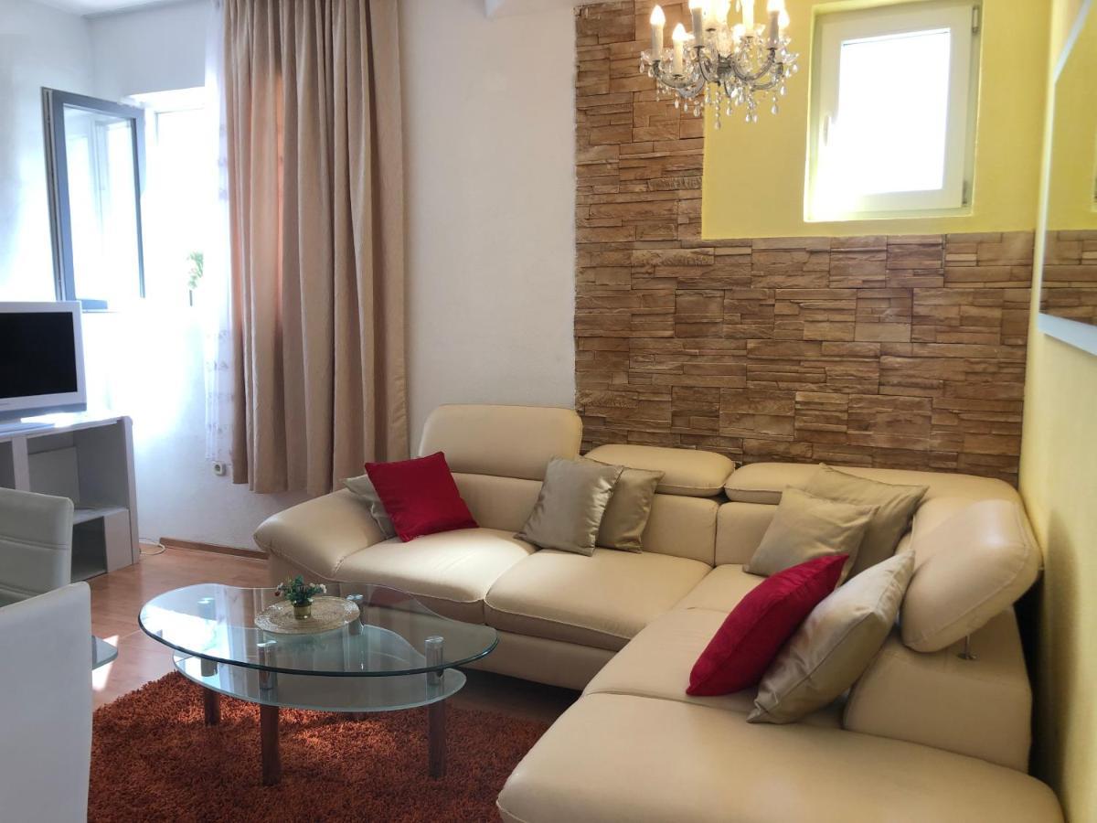 Apartman Toni Apartment Makarska Exterior photo